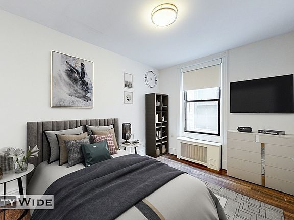 2nd image of 26 E 91st St #2F
