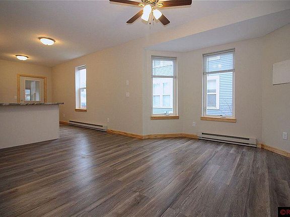 4th image of 116 Van Brunt St