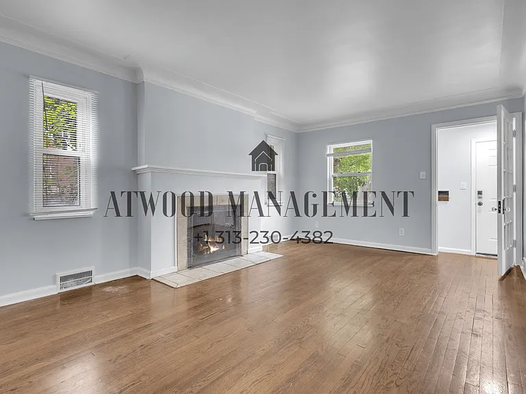 9755 Wayburn St — Photo 2