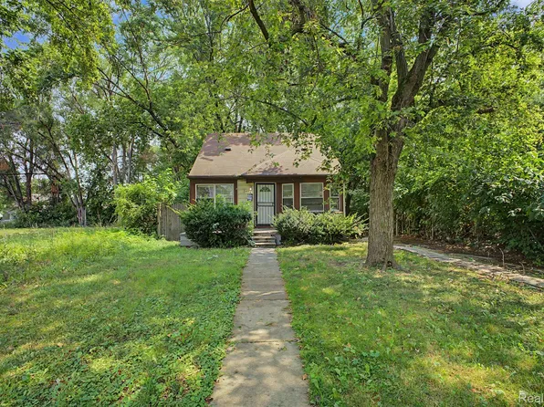 7434 Clayburn St, Detroit, MI 48228