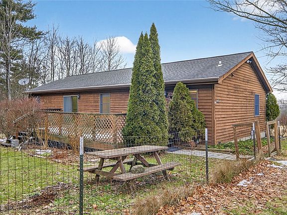 2nd image of 86 E Enfield Center Rd