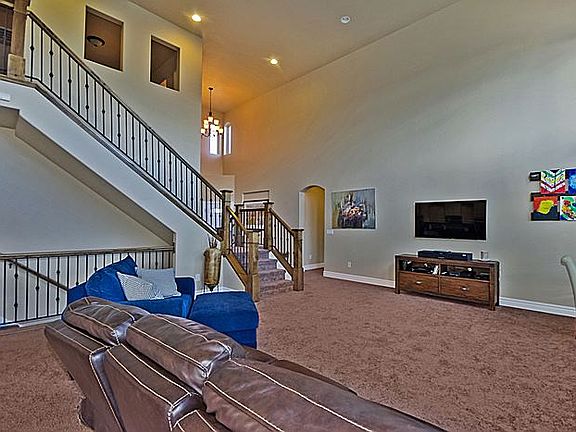 5th image of 2991 W Sanborn Dr