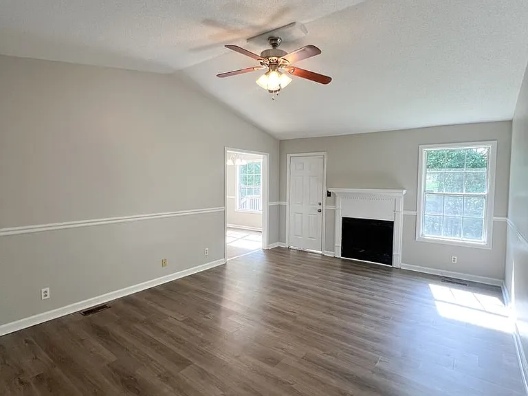 3816 Trenton Rd — Photo 4