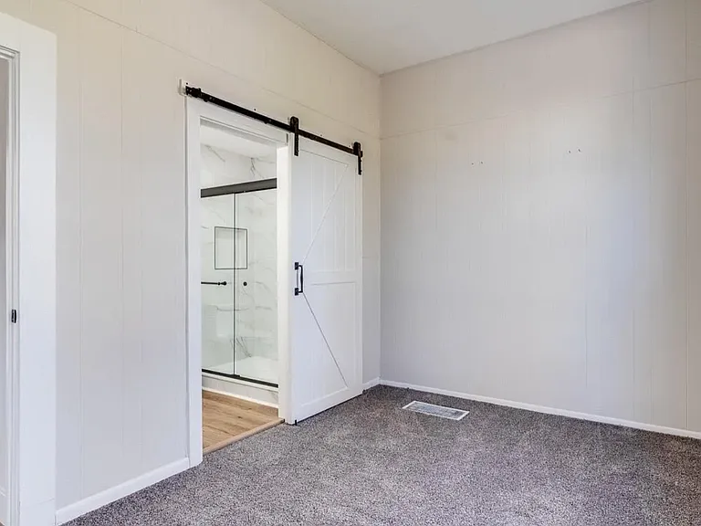 1734 Cleveland Ave — Photo 11