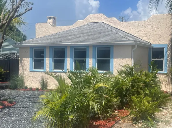 714 N J St, Lake Worth, FL 33460