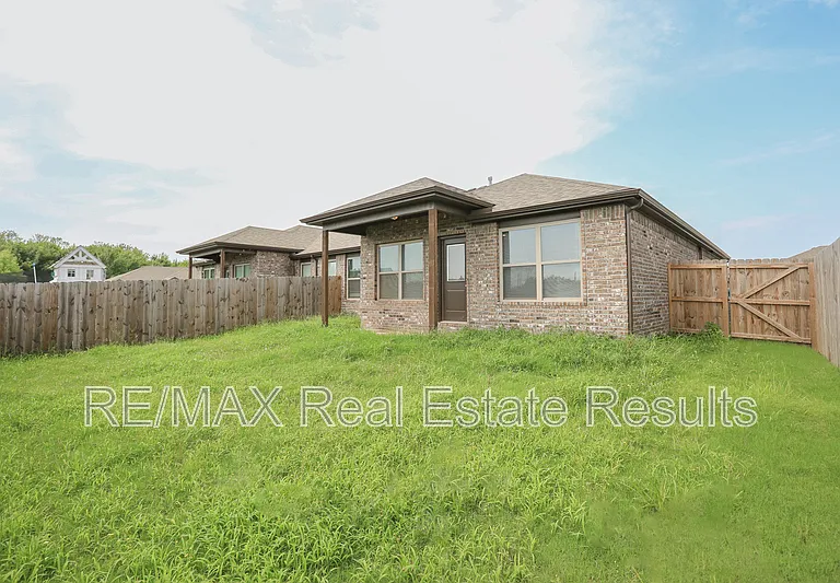 480 Rama St — Photo 25