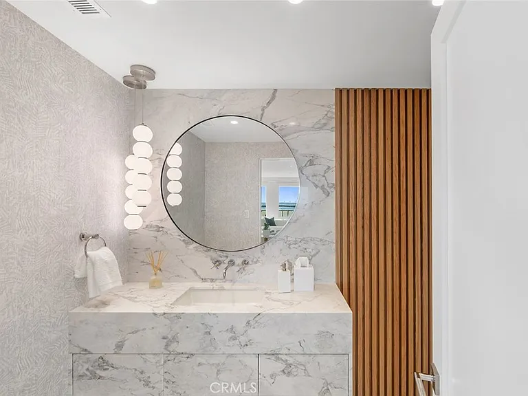 3130 Breakers Dr — Photo 27