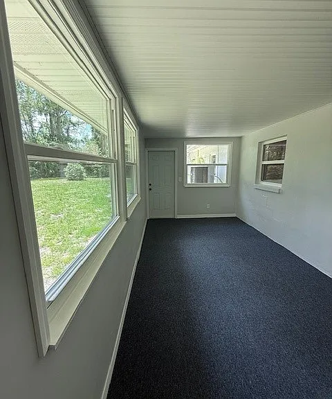 410 NE 11th St — Photo 24