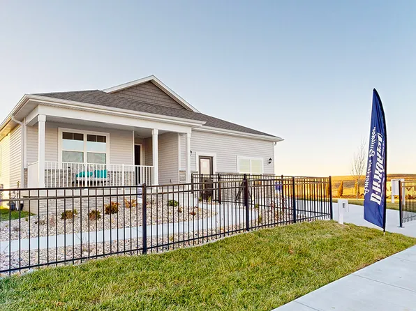 12506 S 204th Ave, Gretna, NE 68028