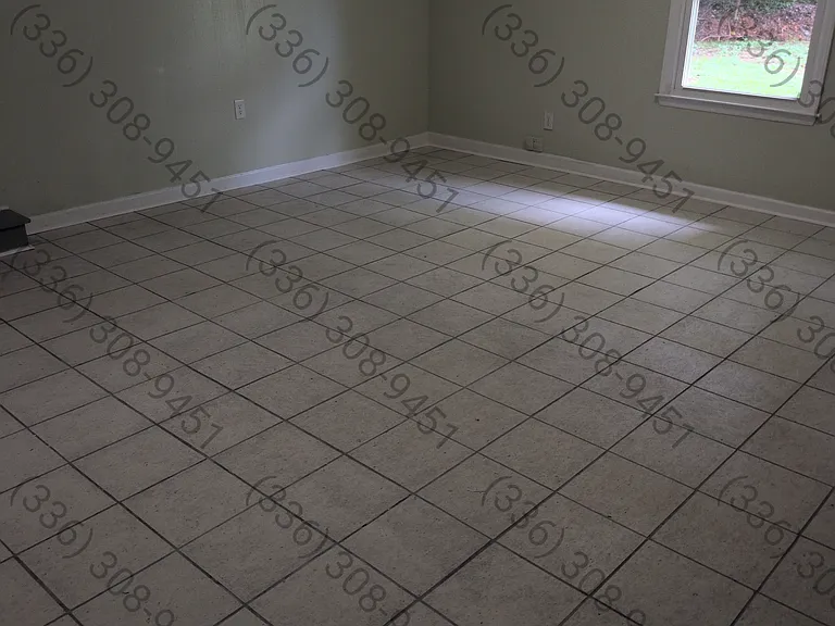 204A E Academy St — Photo 2