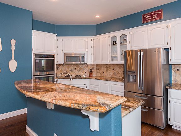 5th image of 1333 Blough Way