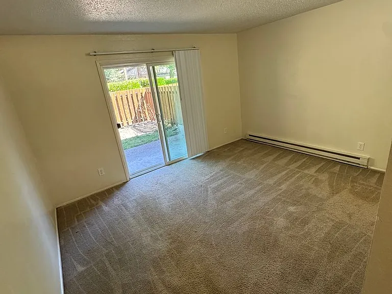 Michelbook Apartments — Photo 37