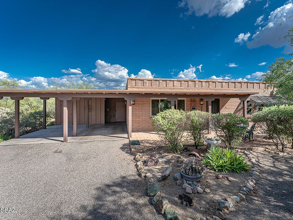 1st image of 215 W Paseo Escondido