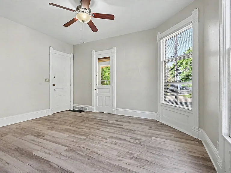 513 Wheaton Ave — Photo 10