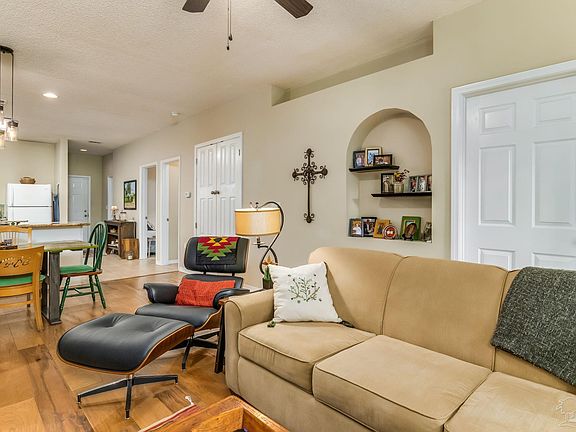 5th image of 7101 Joy St APT E1