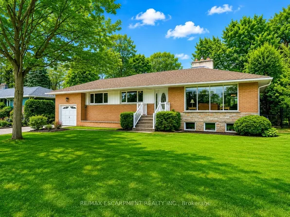 1546 Lorne Wood Rd, Mississauga, ON L5H 3G3