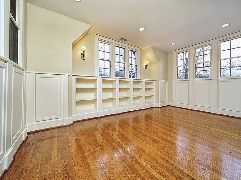 3944 Woodlawn Dr — Photo 21