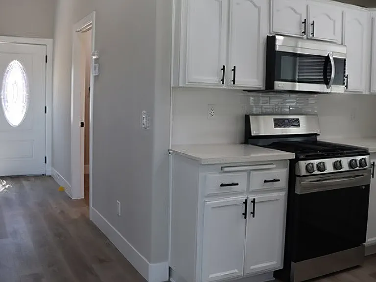 15408 Palm St #2 — Photo 4