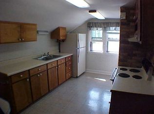 382 Lincoln Ave, Holland, MI