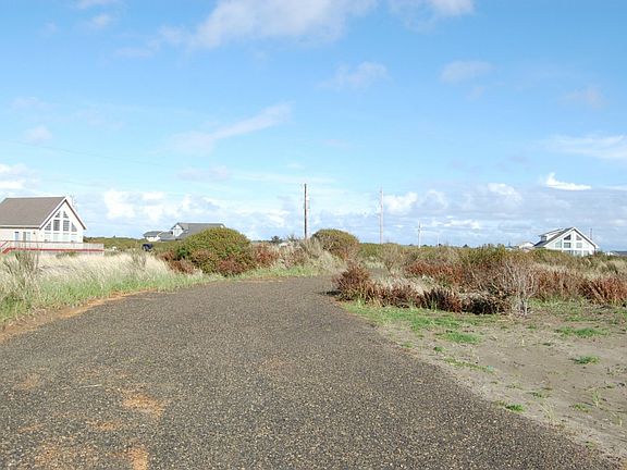 3rd image of 1039 S Sand Dune Ave SW