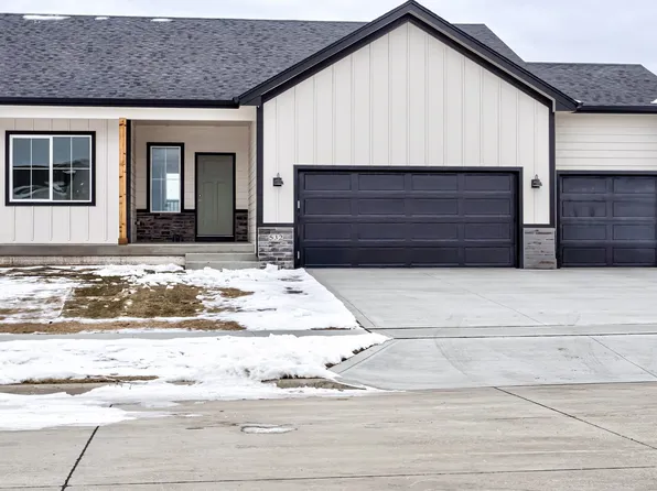 532 Westwood Dr, Huxley, IA 50124