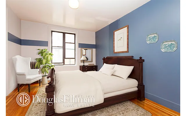 Sold by Douglas Elliman | media 6