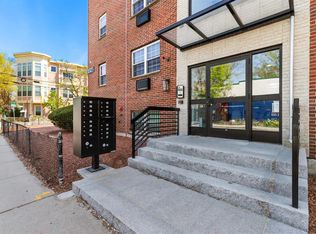 134 Sherman St #7, Cambridge, MA 02140