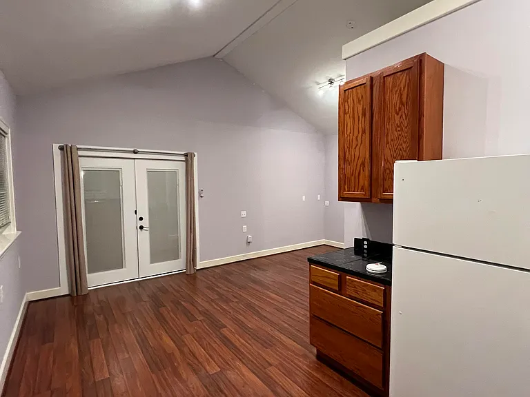 1702 W Main St #B — Photo 11