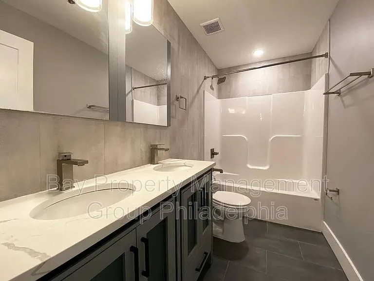 623 N 36th St #1 — Photo 10