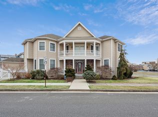 7515 Fremont Ave, Margate, NJ 08402