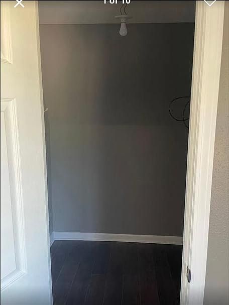 Walk-In Closets