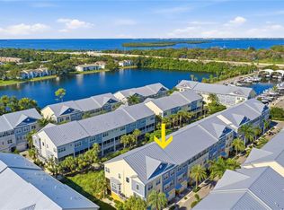 3162 Moorings Dr S, Saint Petersburg, FL 33712