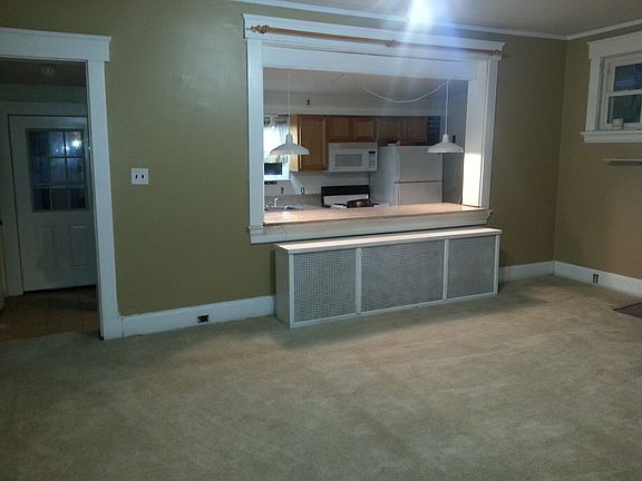 4th image of 3544 Linwood Ave
