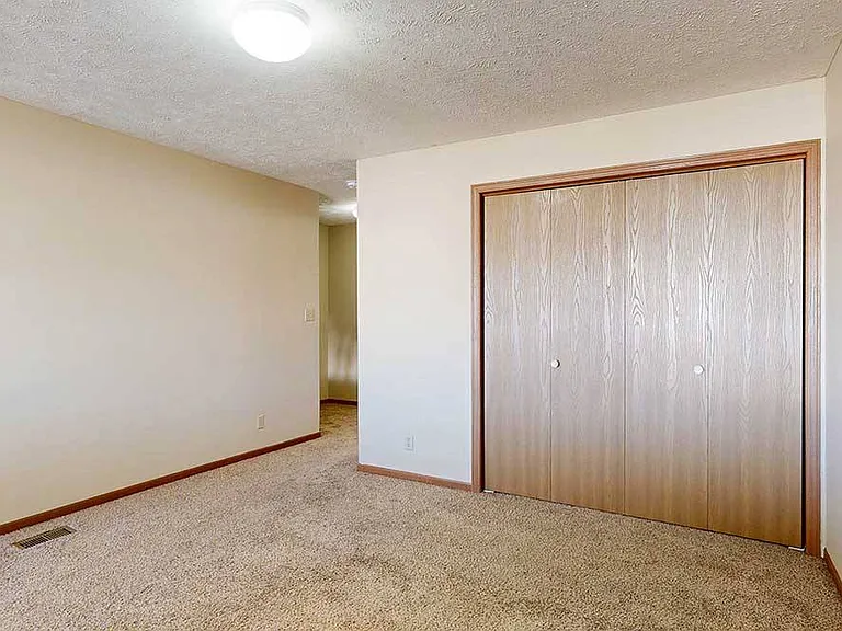 Pine Lake Heights Apartments — Photo 132