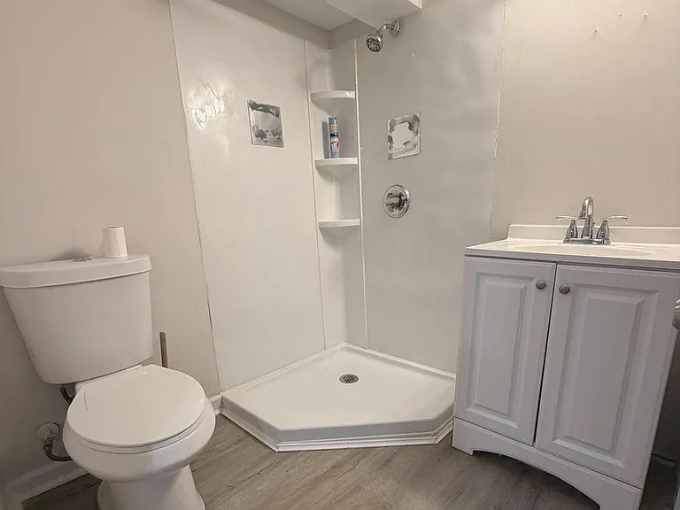 2631 W Cold Spring Ln — Photo 17