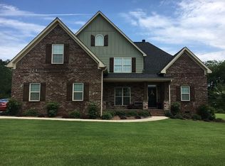 590 Tenbury Ln, Cropwell, AL 35054