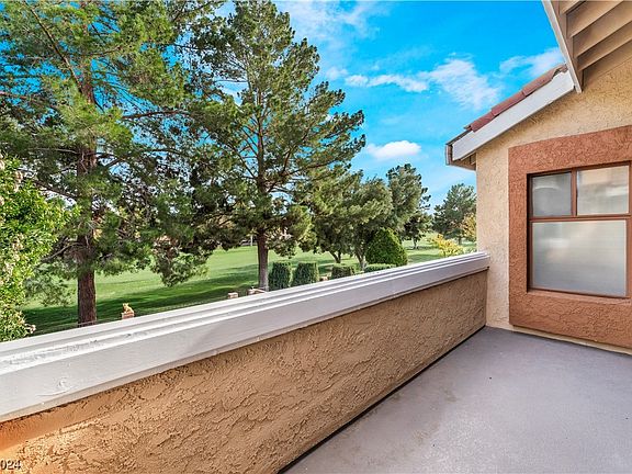 3rd image of 3008 Bel Air Dr