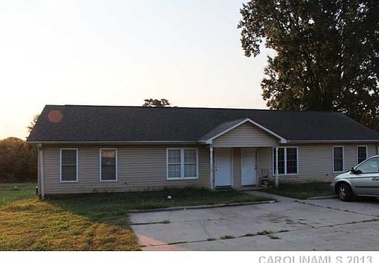 2nd image of 808 4th St