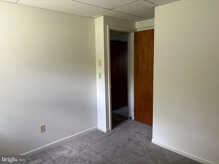 56 Pineside Dr #5B — Photo 11