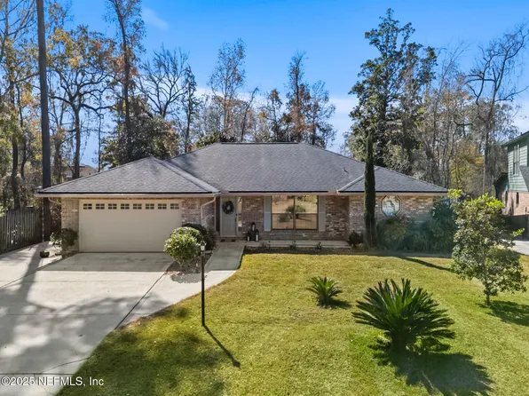 560 LOS PALMAS Drive, Fleming Island, FL 32003