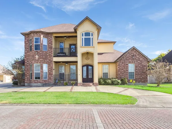 105 Gated Trinity Ct, Lafayette, LA 70506