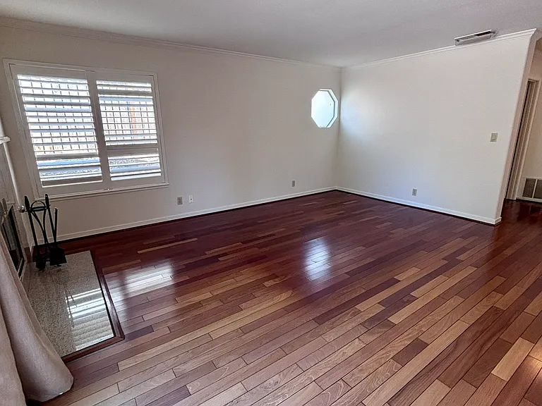43991 Beretta Dr — Photo 8