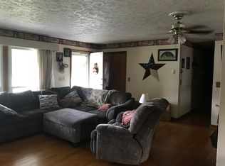 1508 Charlotte St, Ironton, OH 45638
