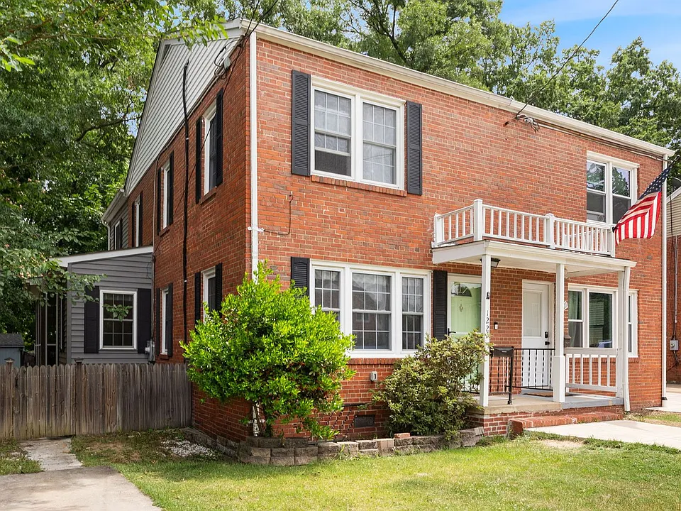 1225 S Buchanan St