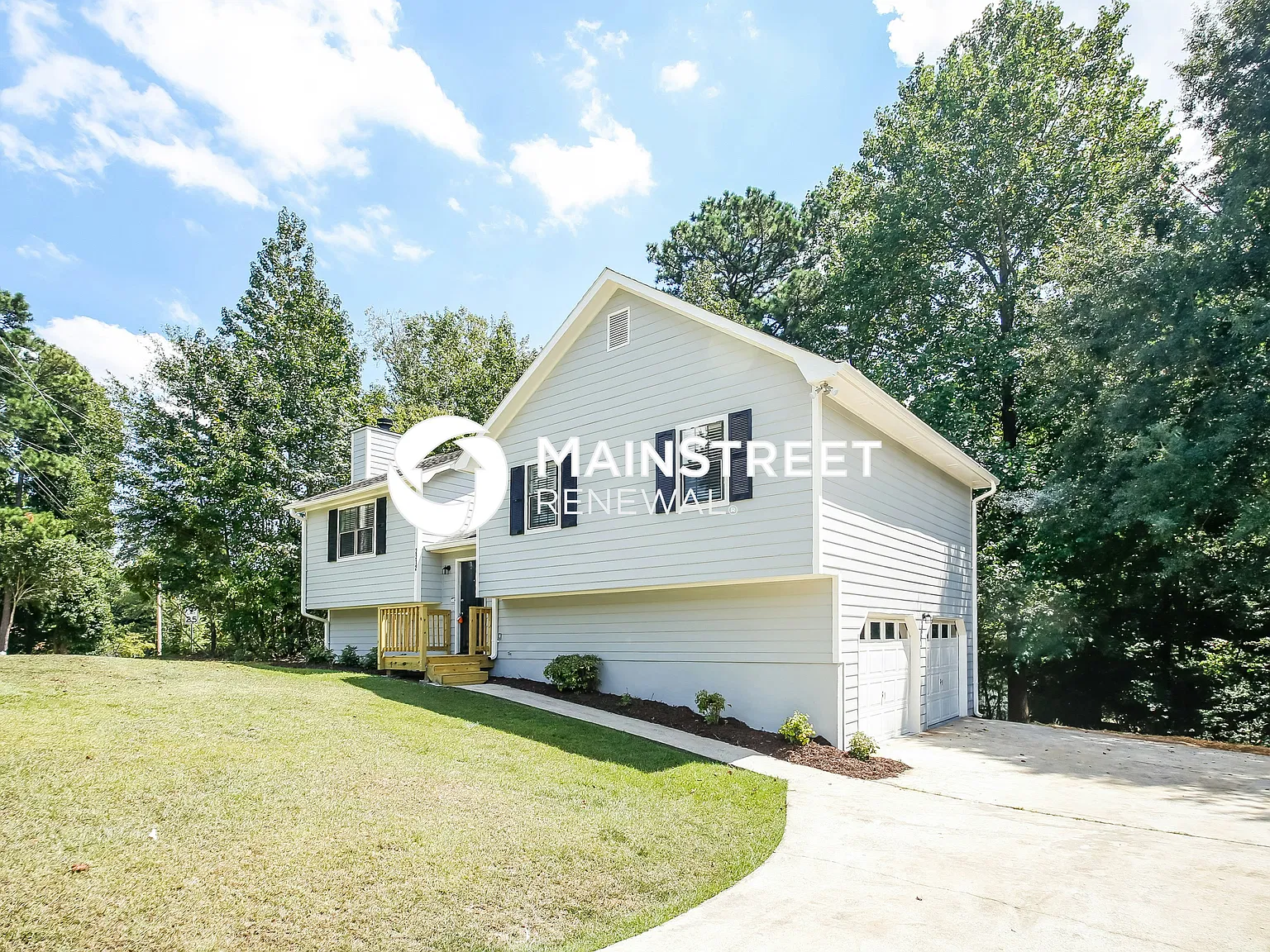 2212 Cedar Creek Ln — Photo 2