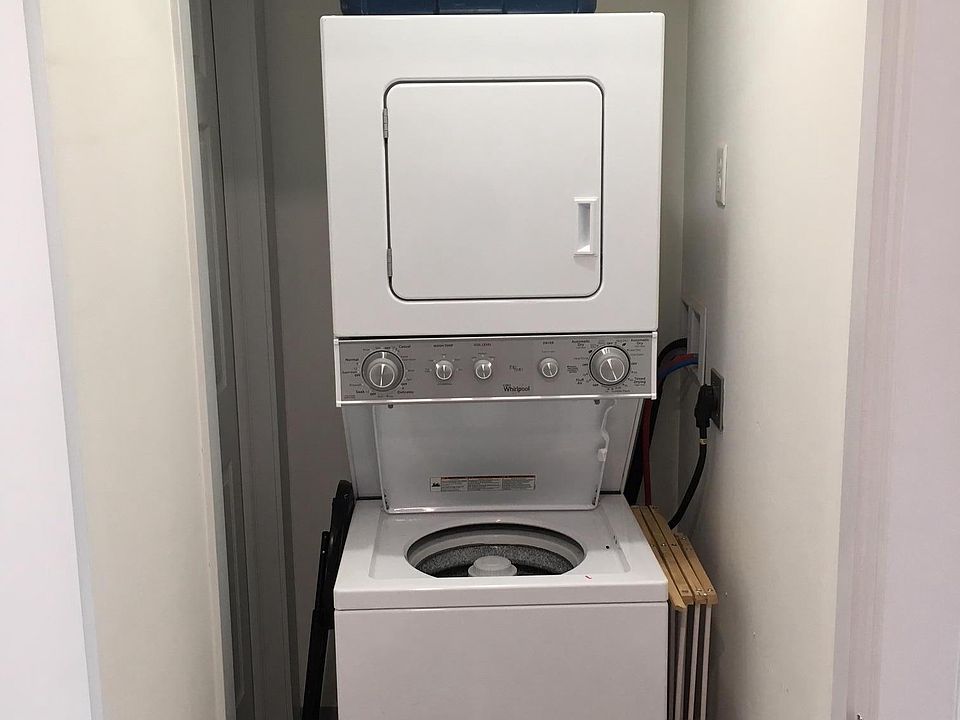 In Unit Washer & Dryer