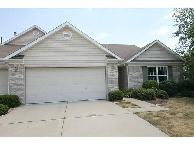 757 Rockview Cir photo 1