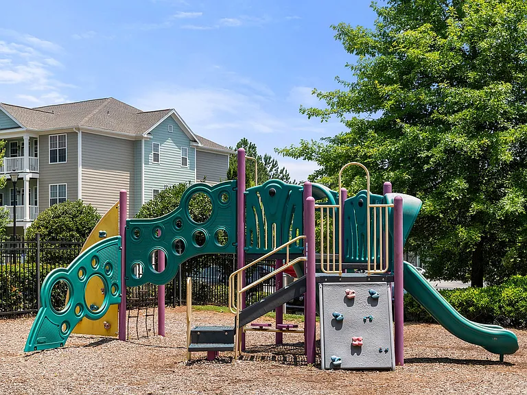 C195580_CreeksideVista_PLAY_PARK _01