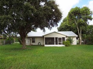 2573 SE Charleston Dr, Port Saint Lucie, FL 34952