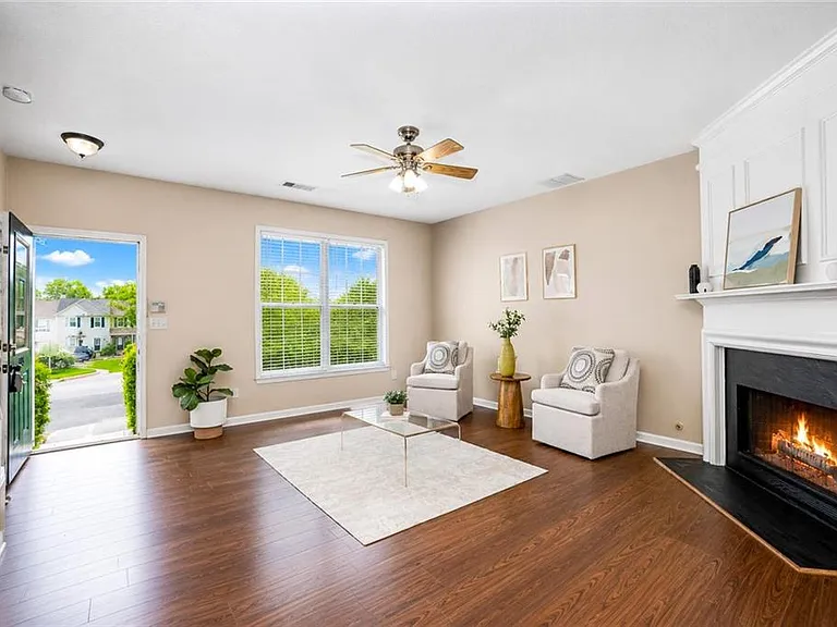 1745 Kilmington Ct — Photo 6